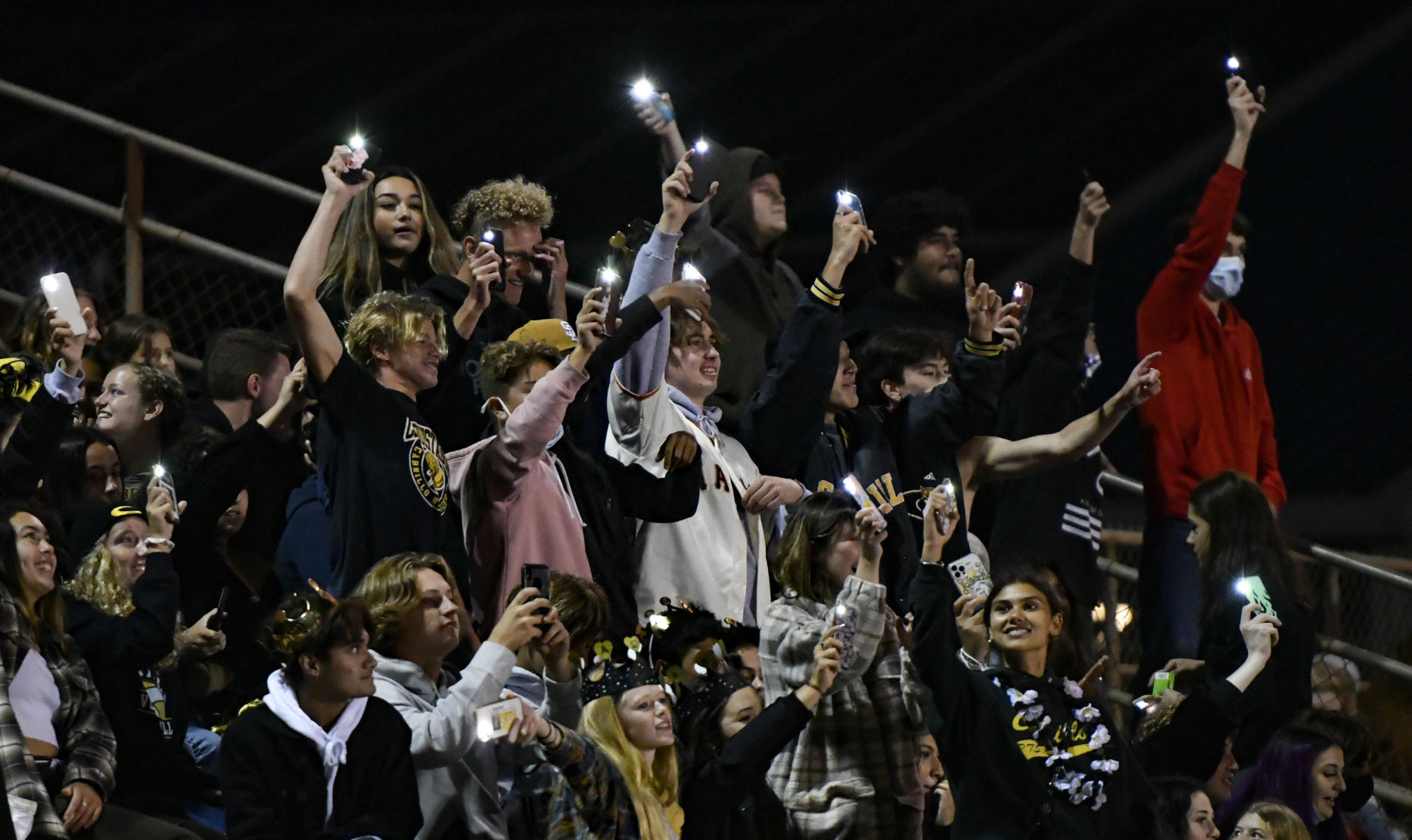090321 CHS LHS football 23.JPG